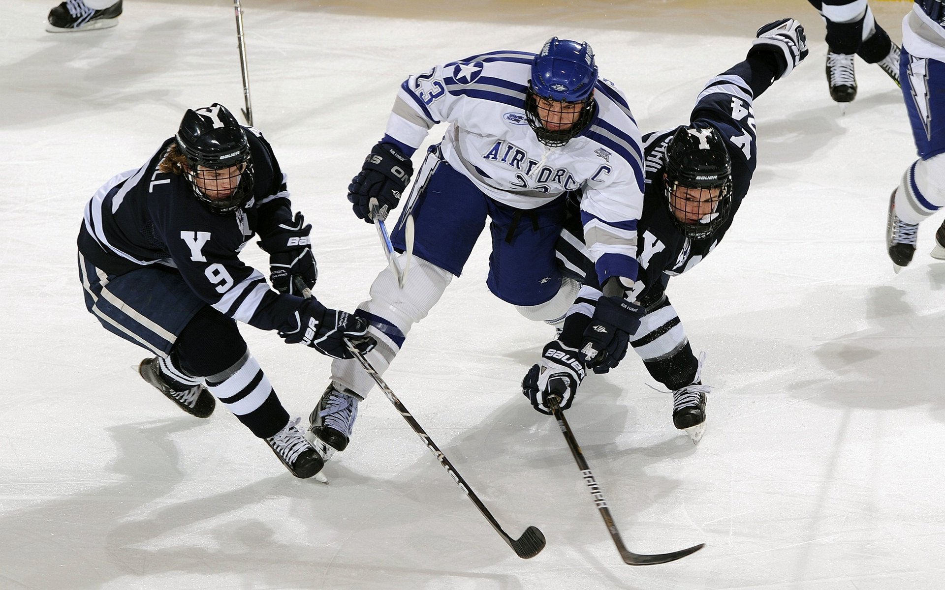 达米恩·麦肯齐：全黑队的“攻击引擎”，快速反击是他的强项