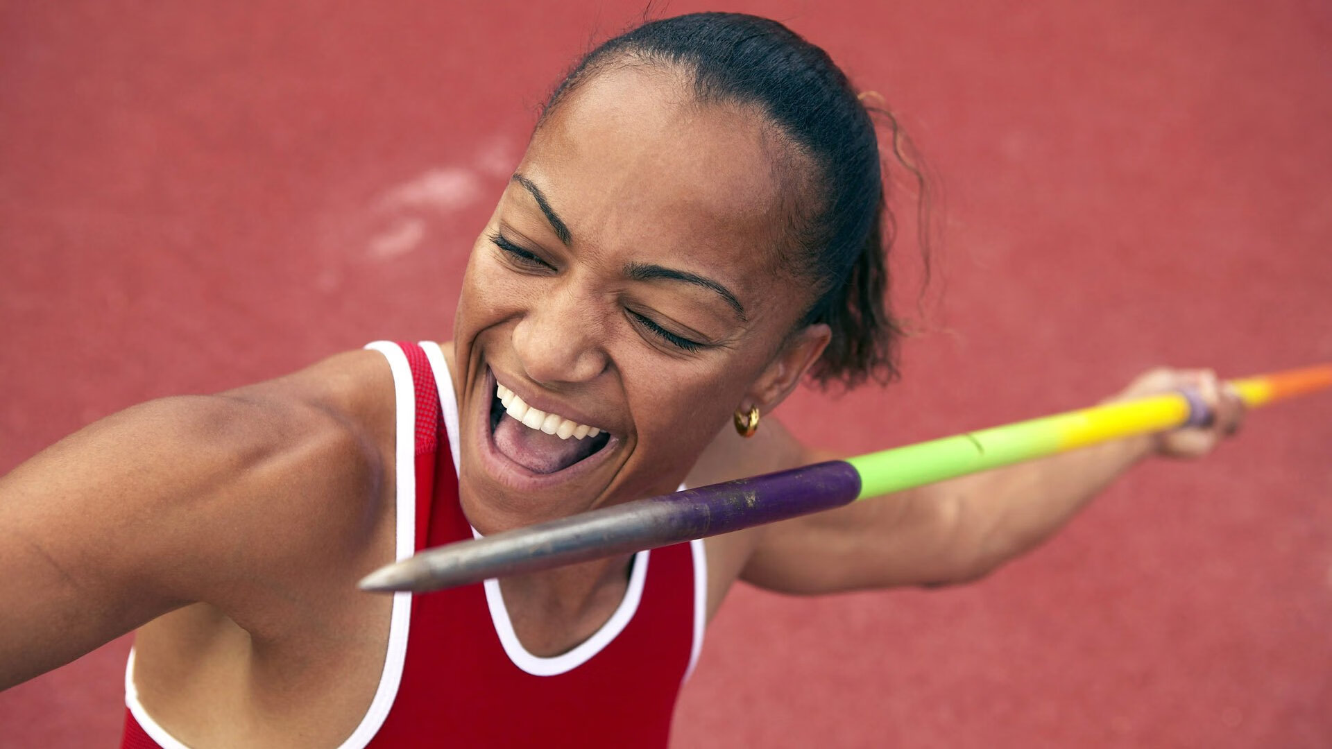 _专业运动员谈:训练中的最大挑战与突破_,运动员通过训练不断提高的竞技能力